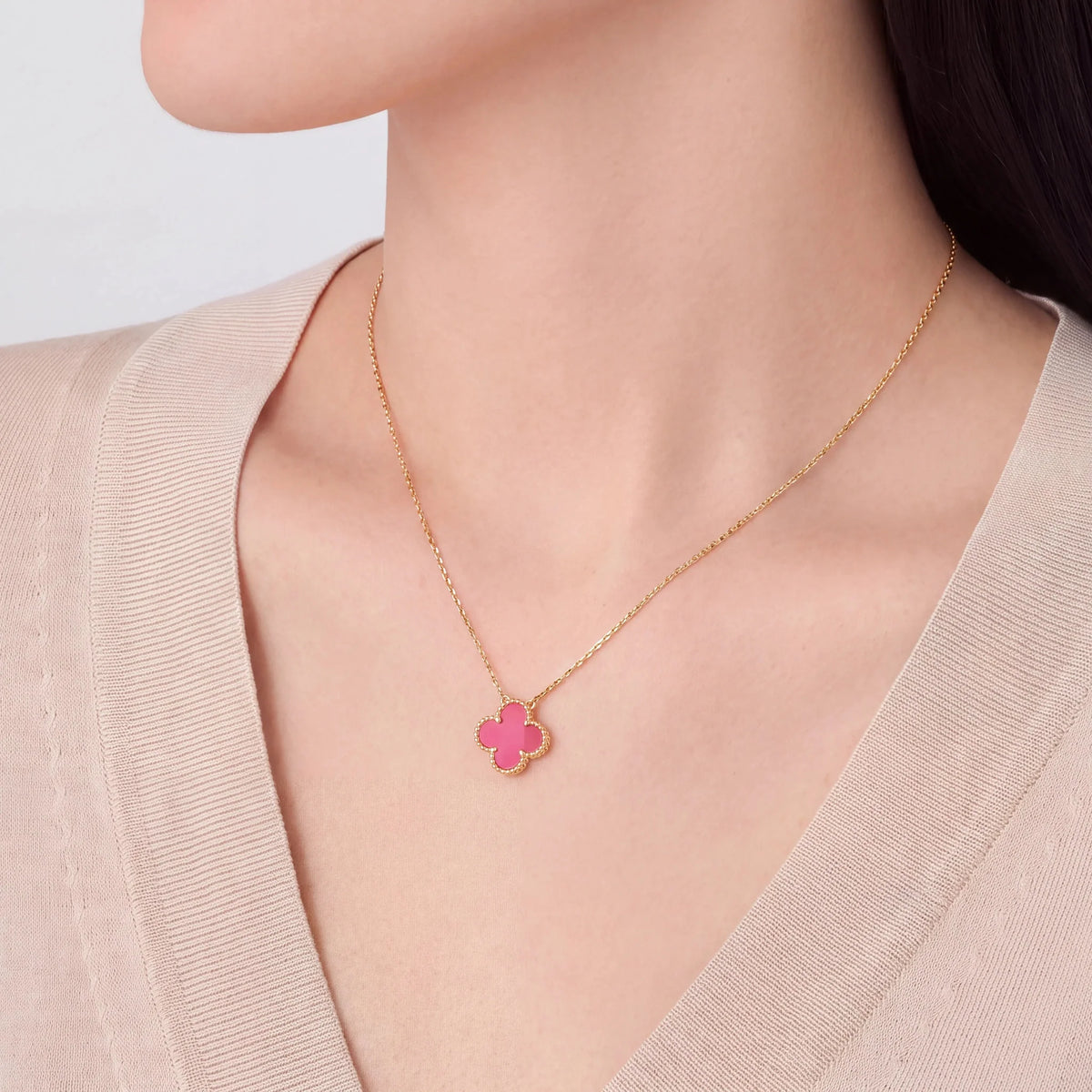 Vintage Alhambra Rosalia Pendant Necklace