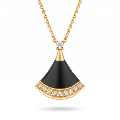 Divas’ Dream Fan Necklace
