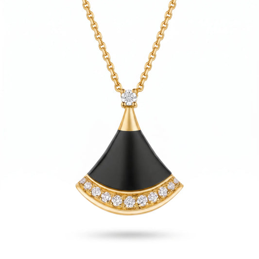 Divas’ Dream Fan Necklace