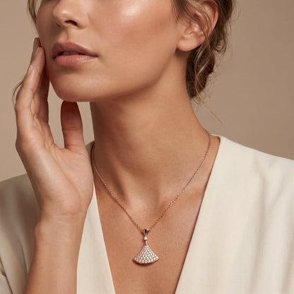 Diva's Dream Full Pavé Necklace