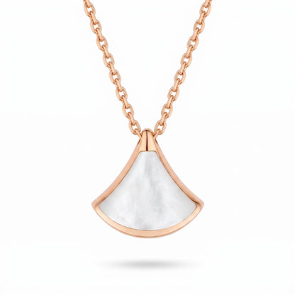 Divas’ Dream Mini Fan Necklace