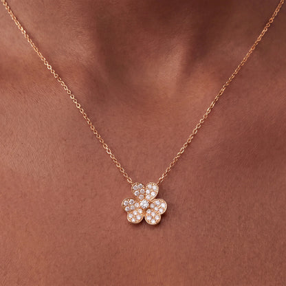 Frivole Lumina Pendant Necklace