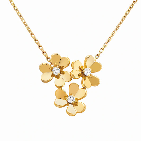 Frivole Trifleur Pendant Necklace