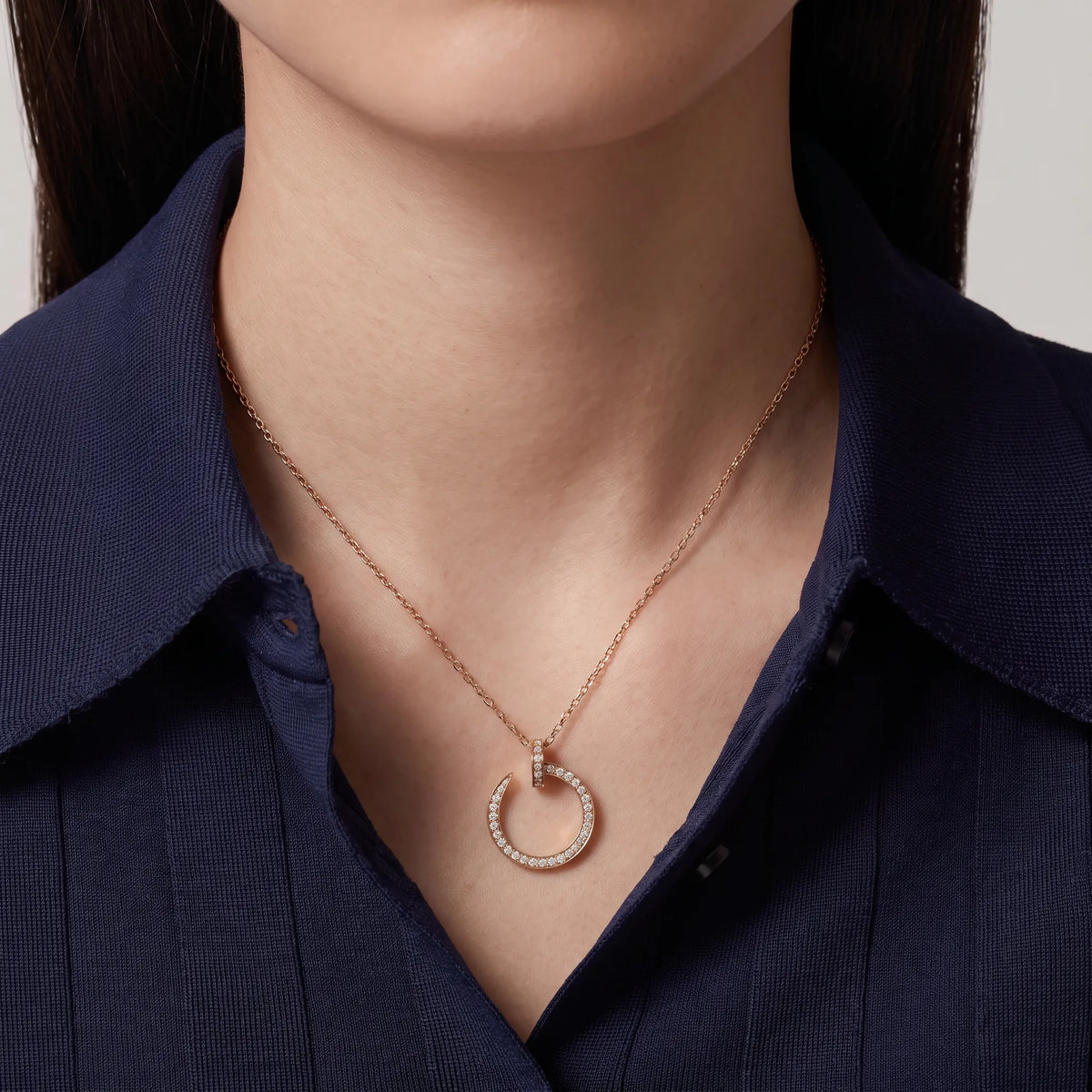 Juste un Clou Pavé Pendant