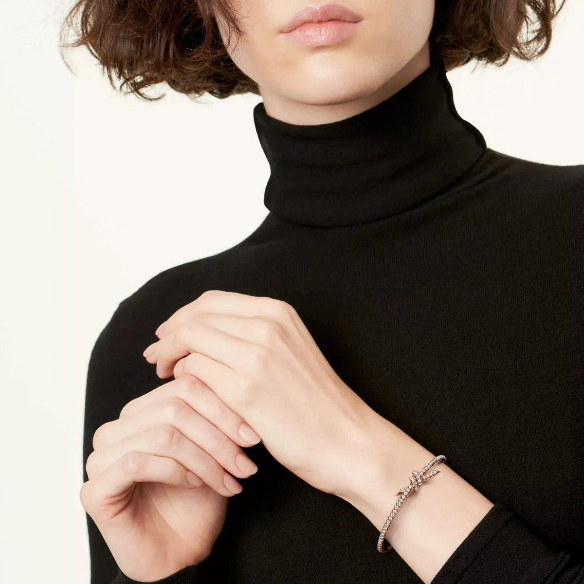 Knot Bangle Lumina Bracelet