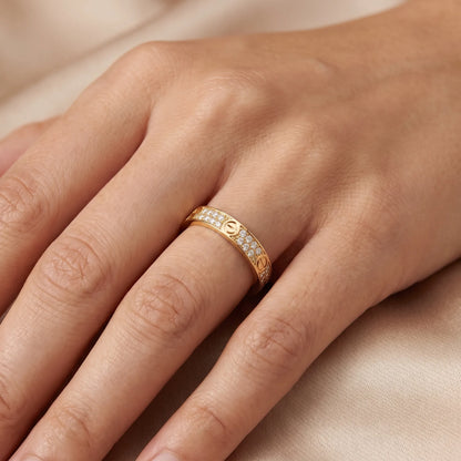 Love Lumiere Paved Ring