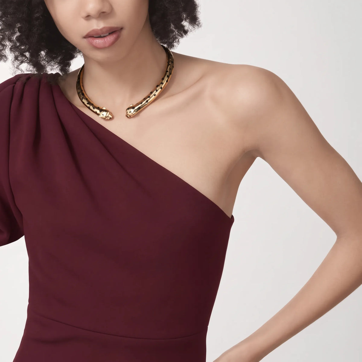 Panthère Spotted Articulated Torque Necklace