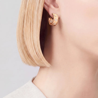 Perlee Clovers Jardin Hoop Earrings