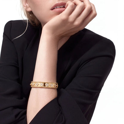 Perlee Clovers Signature Bangle