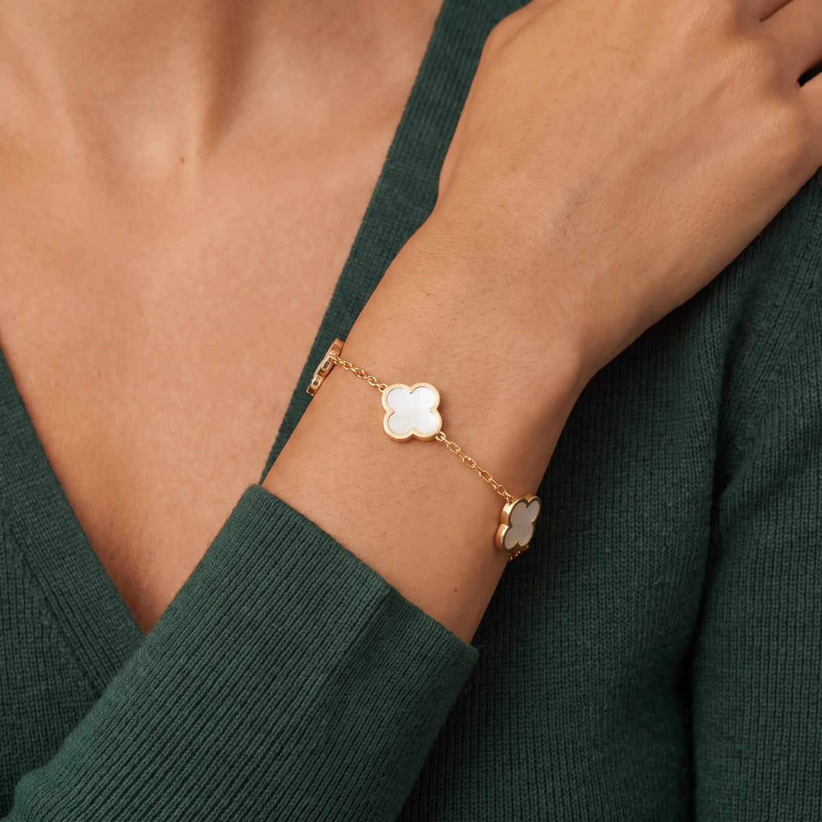 Pure Alhambra Four Motif Clover Bracelet