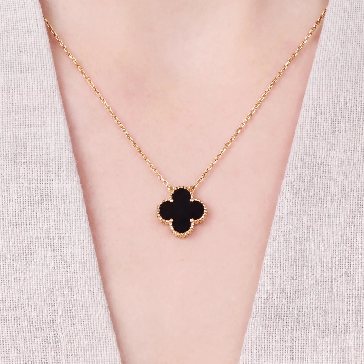 Vintage Alhambra Nocturne Pendant Necklace